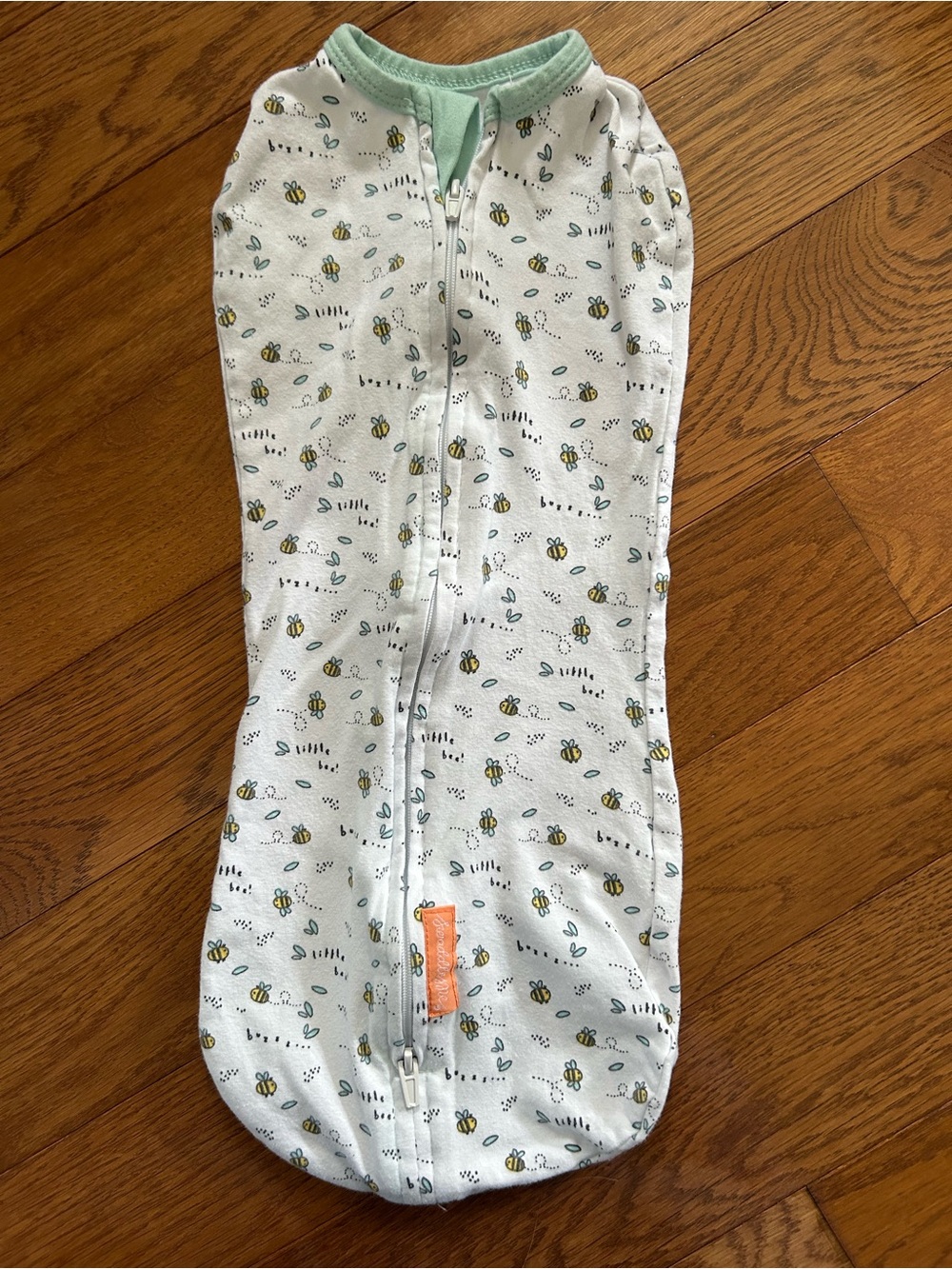 SwaddleMe Pod Swaddle Wrap in Bumble Bee Print Size Sm/Med